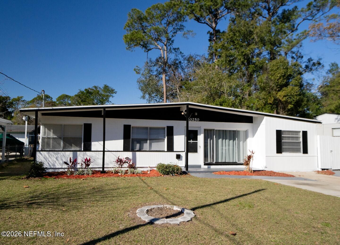 Property Photo:  10250 Briarcliff Road E  FL 32218 