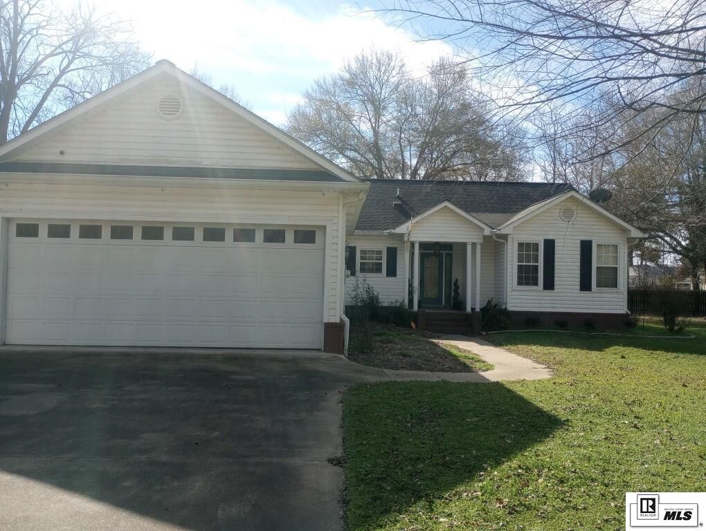 Property Photo:  211 3rd  Street  LA 71295 