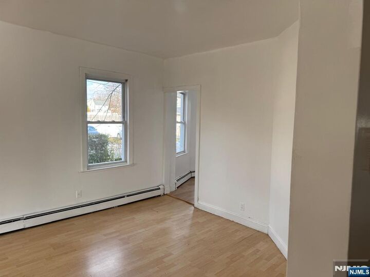 Property Photo:  293 W Palisade Avenue  NJ 07631 