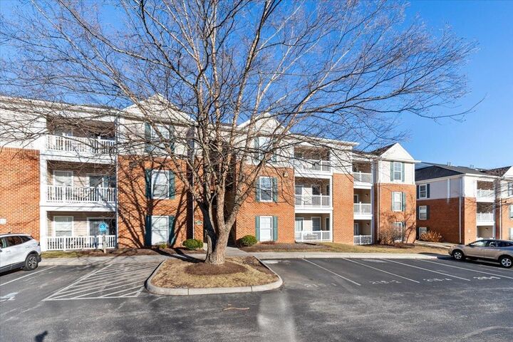 Property Photo:  215 S Knollwood Drive  VA 24060 