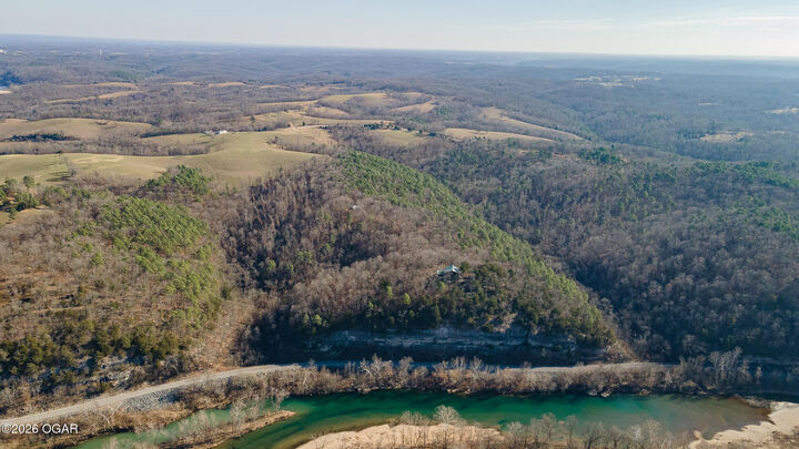 Property Photo: 539 Thompson Lane MO 64854