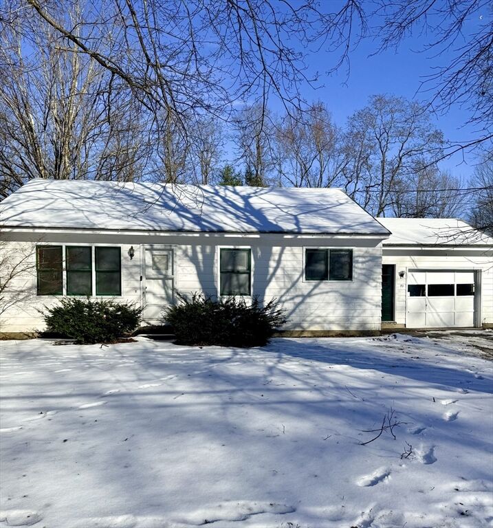 Property Photo:  10 Center Rd  MA 01354 