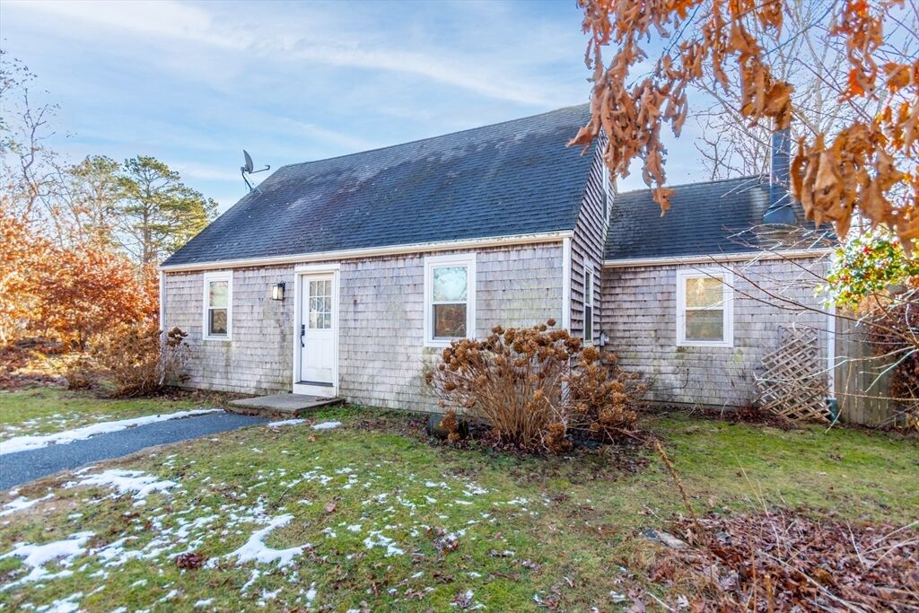 Property Photo:  114 Doran Dr  MA 02536 