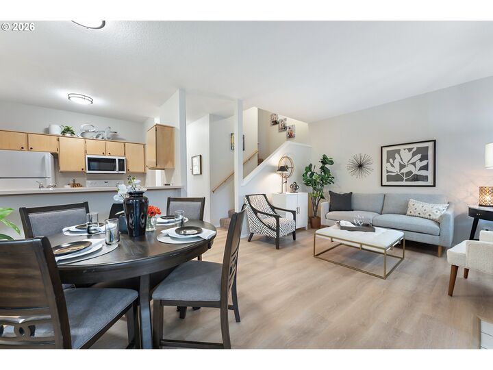 Property Photo:  2026 Virginia Ln  OR 97068 