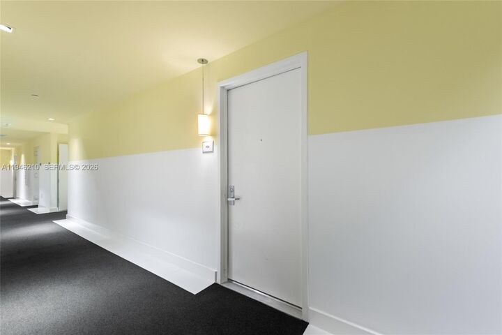 Property Photo:  465 Brickell Ave 904  FL 33131 