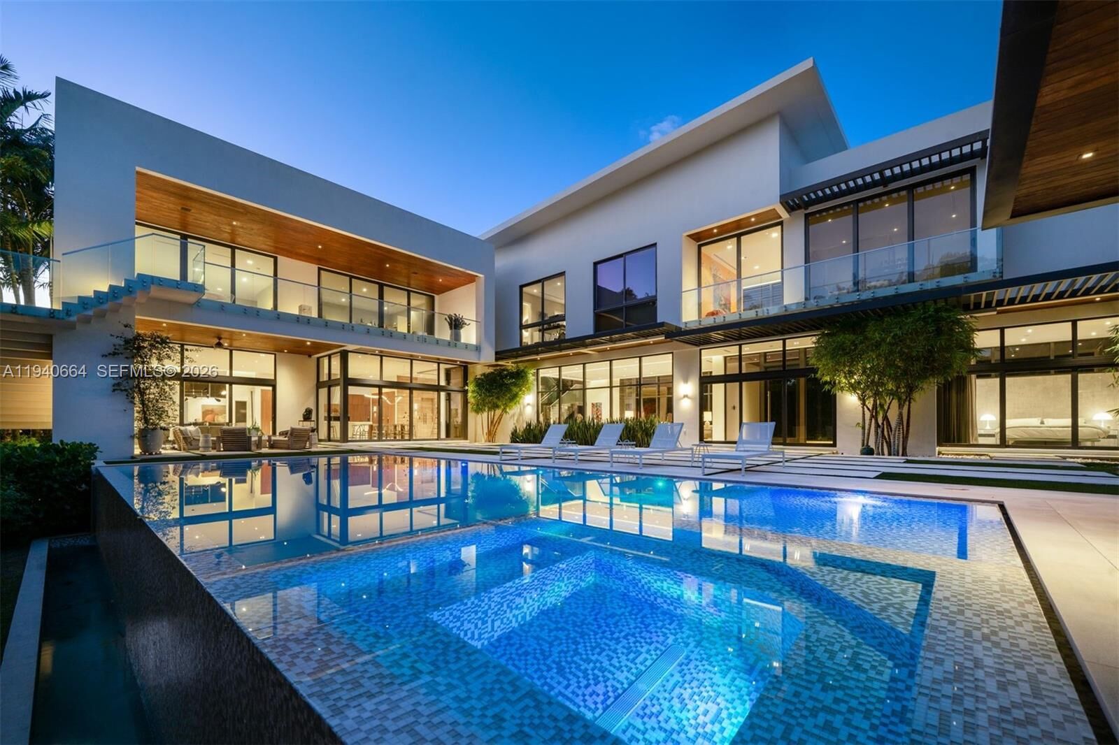 Property Photo:  4780 SW 86th Ter  FL 33143 