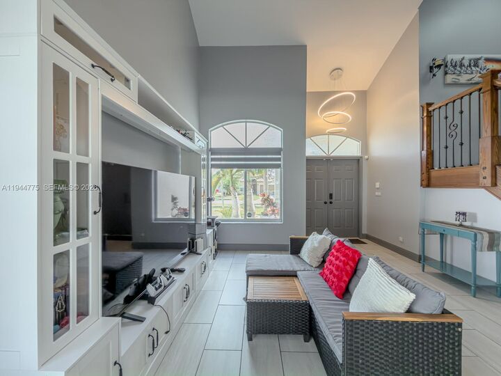 Property Photo:  940 SW 177th Way  FL 33029 