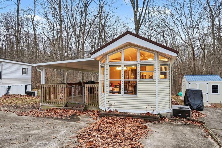 Property Photo:  162 W Old State Road 101 162  IN 47353 