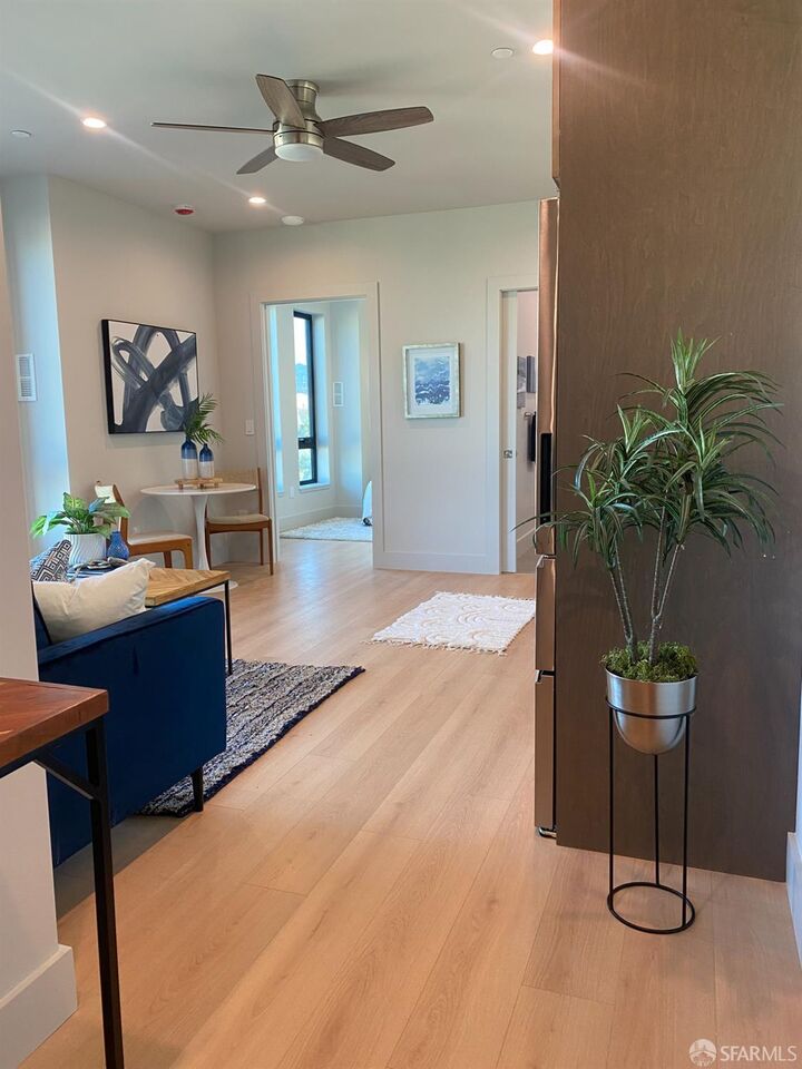 Property Photo:  3945 Judah Street 305  CA 94122 