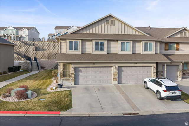 Property Photo:  1827 E Whitetail Dr  UT 84040 