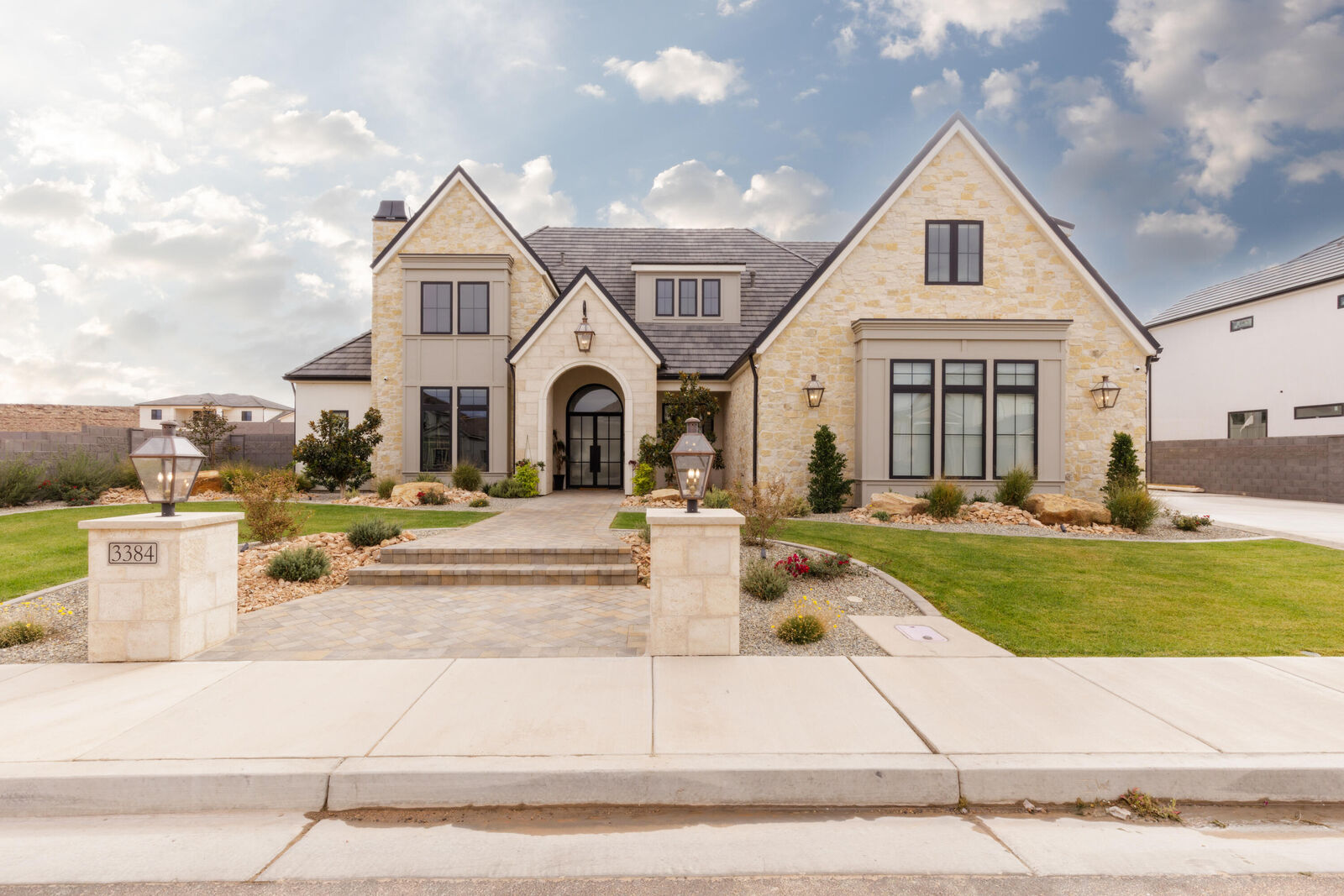 Property Photo:  3384 E Seegmiller Dr  UT 84790 