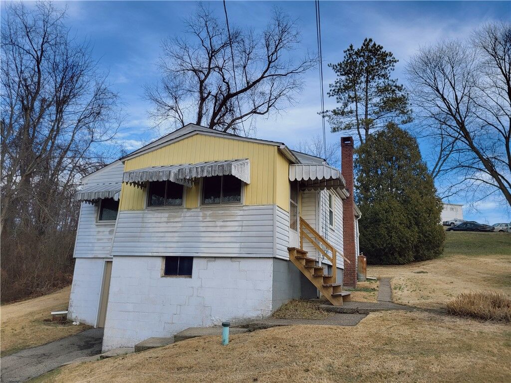 Property Photo:  107 Wendel Road  PA 15637 