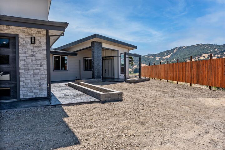 Property Photo:  868 Sanel Drive  CA 95482 