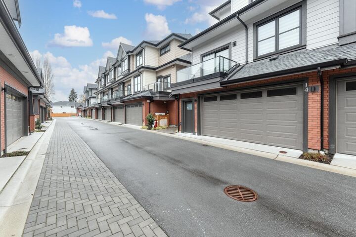 Property Photo: 10233 No. 2 Road 18 BC V7E 0C7