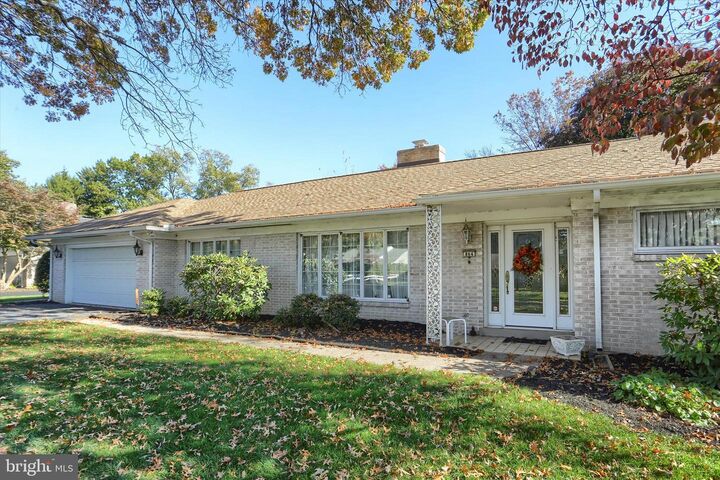 Property Photo:  864 Hilltop Road  PA 17043 