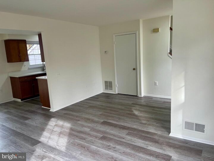 Property Photo:  702 Brandon Circle  MD 20602 