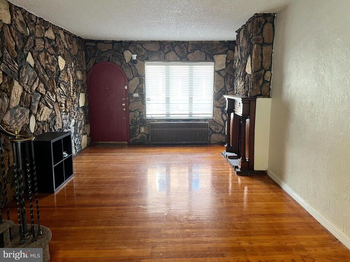 Property Photo:  2408 S Sartain Street  PA 19148 