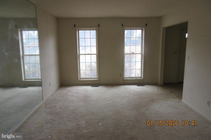 Property Photo:  17236 Founders Mill Drive  MD 20855 