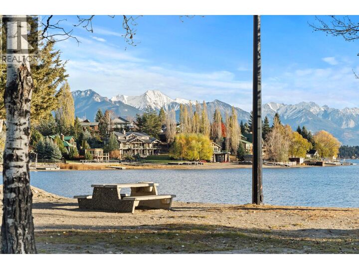 Property Photo:  6 Stoddart Estates Drive  BC V0B 2L0 