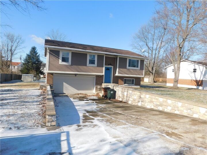 Property Photo:  9175 Bunnell Hill Road  OH 45458 