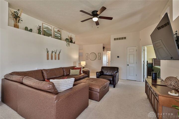 Property Photo:  7812 Gapstow Bridge 11-301  OH 45231 