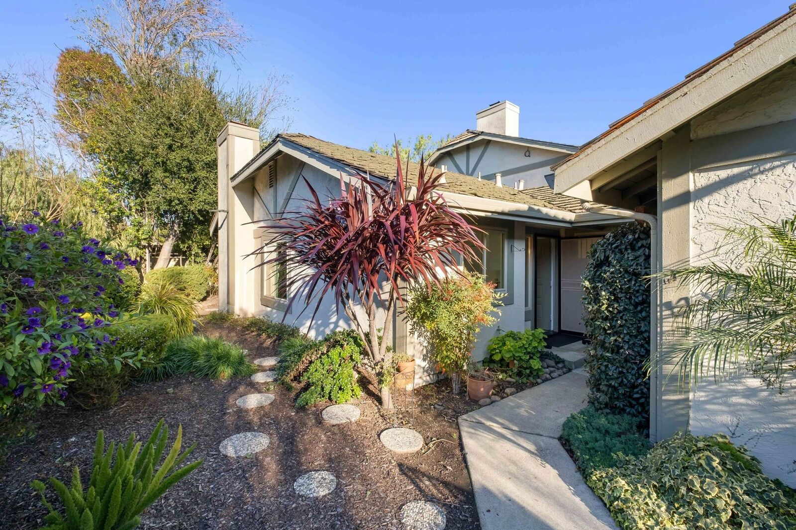 Property Photo:  34376 Gadwall Cmn  CA 94555 