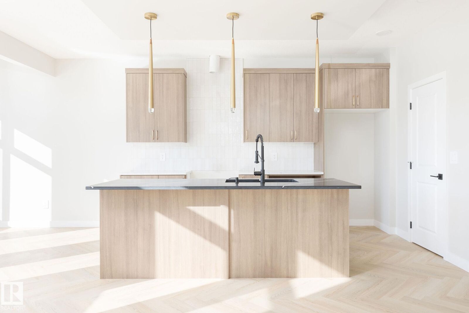 Property Photo:  4140 208 Street NW  AB T6M 3E4 