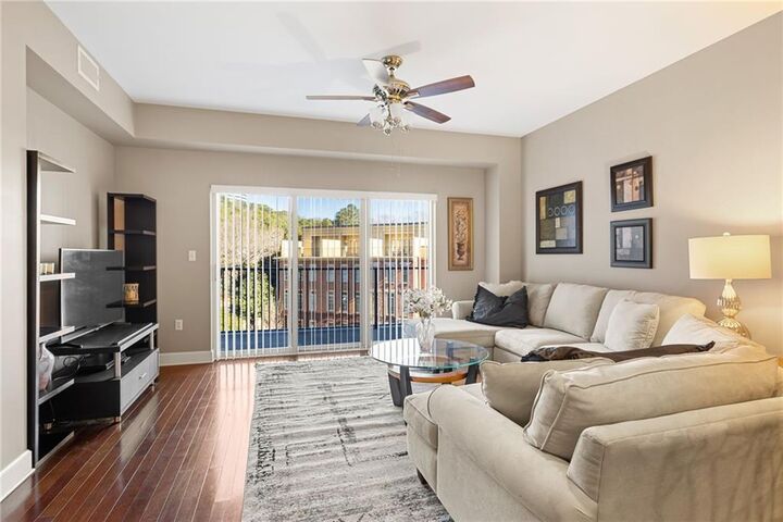 Property Photo:  200 River Vista Drive 505  GA 30339 