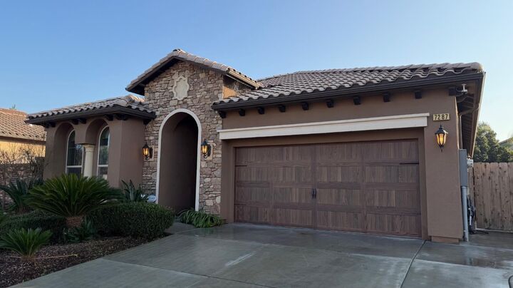 Property Photo:  7287 W Browning Avenue  CA 93723 