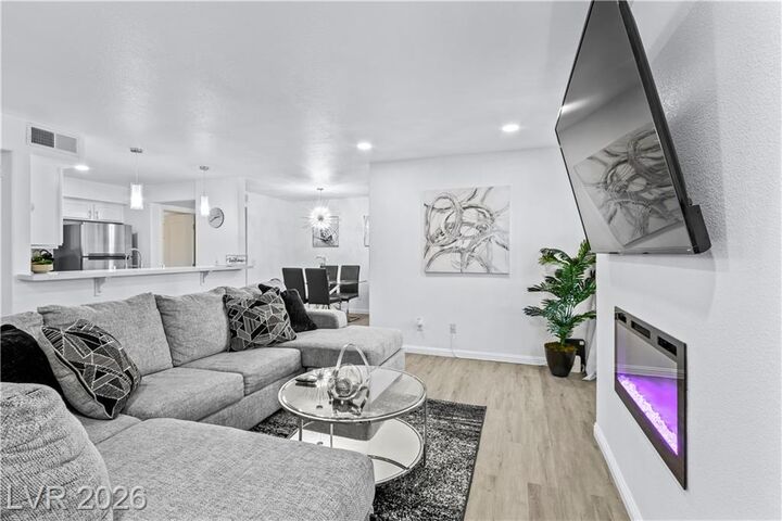 Property Photo: 3145 East Flamingo Road 1073 NV 89121