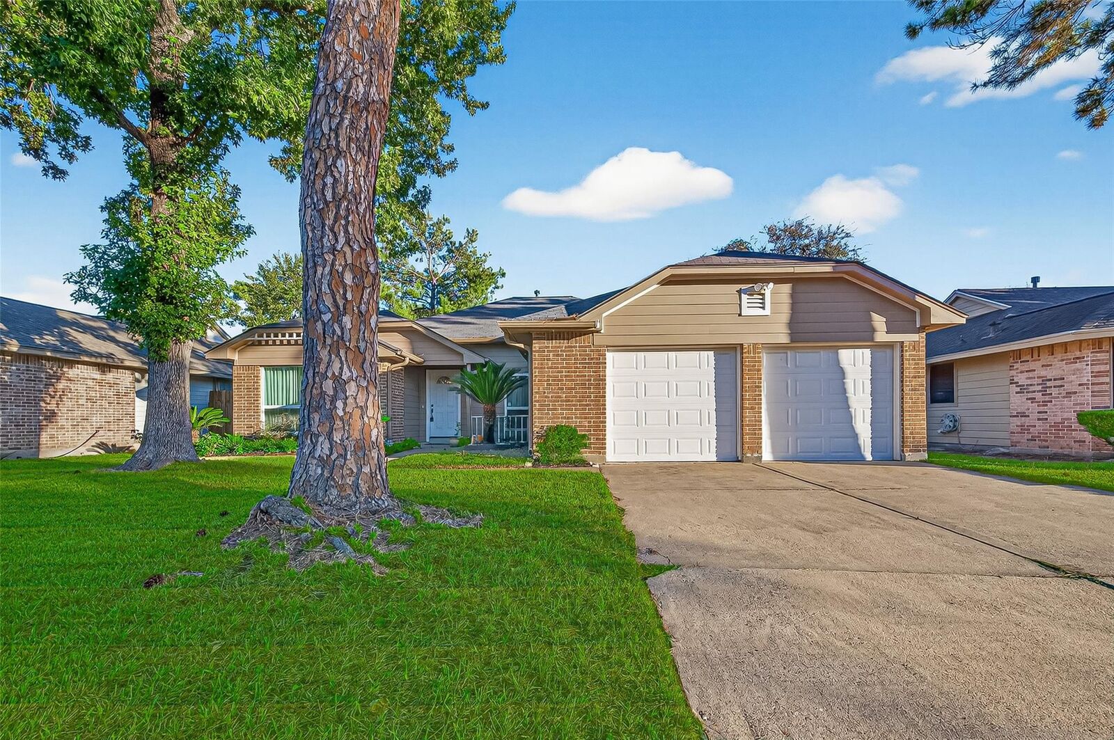 Property Photo:  8526 Greenleaf Lake Drive  TX 77095 