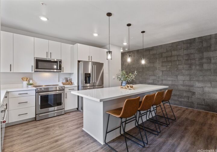 Property Photo:  91-3641 Iwikuamoo Street 5201  HI 96706 