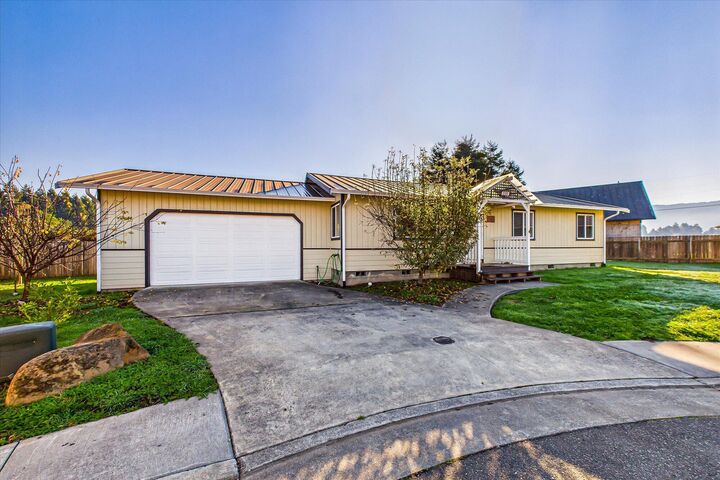 Property Photo:  230 Smither Court  CA 95562 