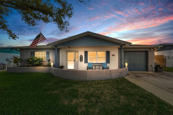 Property Photo:  8226 Penwood Drive  FL 34668 