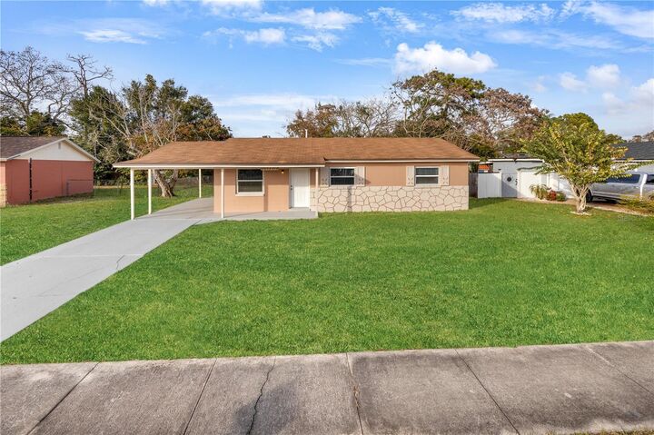 Property Photo: 8013 Rhea Circle FL 32807