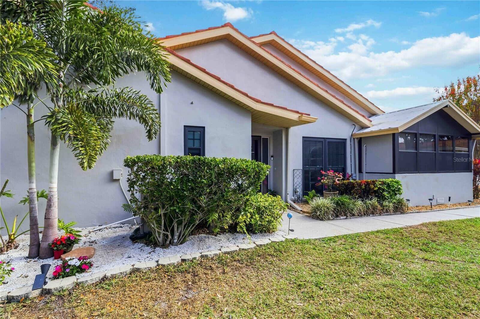 Property Photo:  2270 Citrus Court  FL 33763 