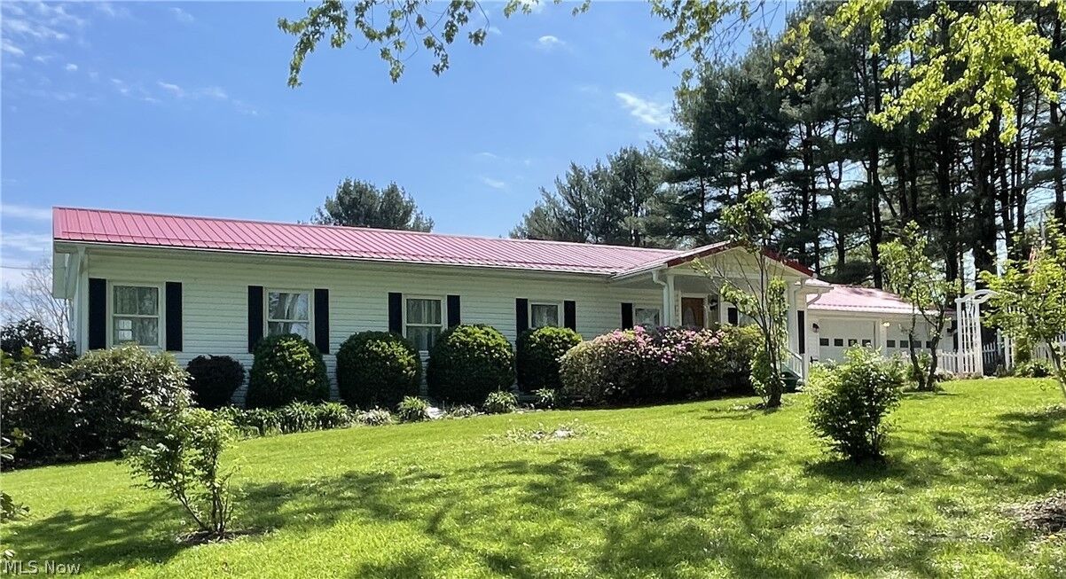 Property Photo:  8608 Goddard Craft Lane  OH 43725 