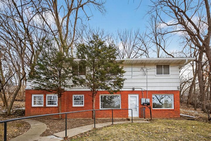 Property Photo:  956 14th Avenue SW  MN 55902 