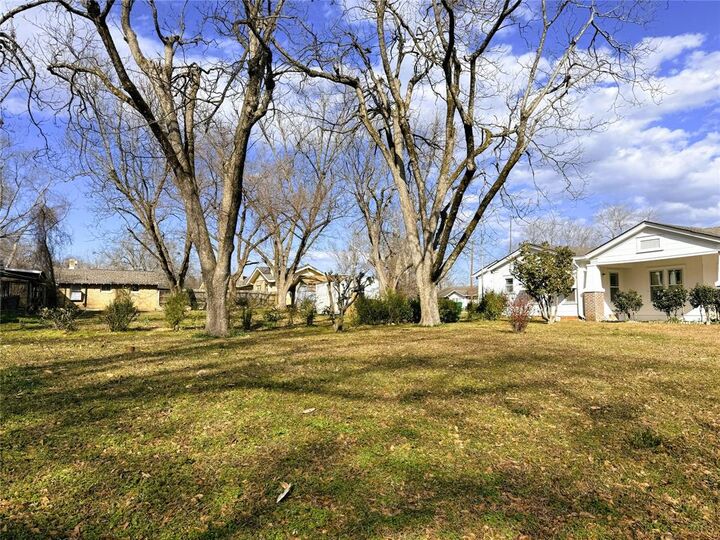 Property Photo:  2247 Dawson Drive  LA 71038 