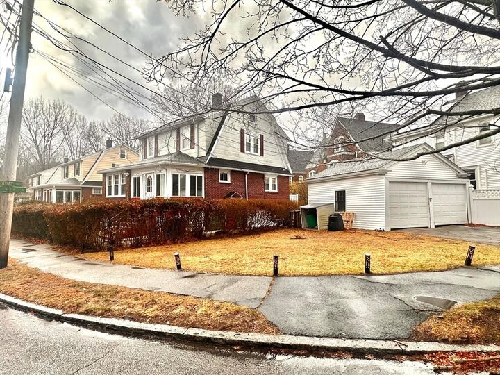 Property Photo: 7 Parkway Cres MA 02186