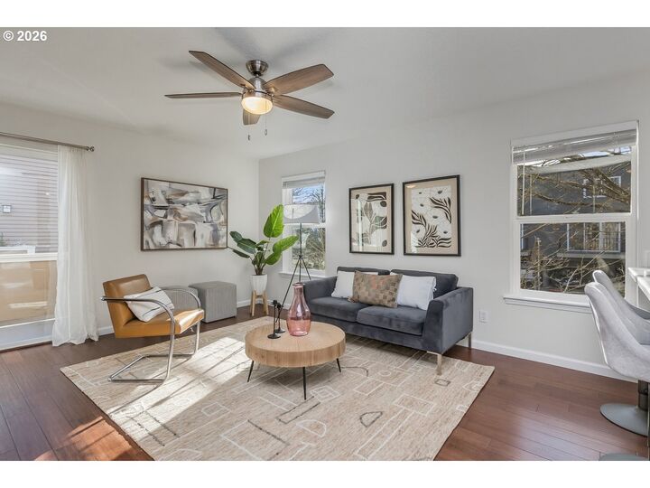 Property Photo: 1687 SE Linn St OR 97202