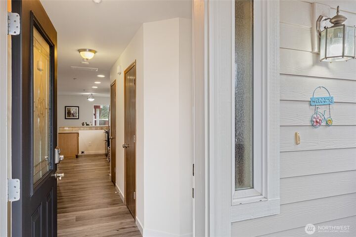 Property Photo:  1620 S 124th Street  WA 98168 