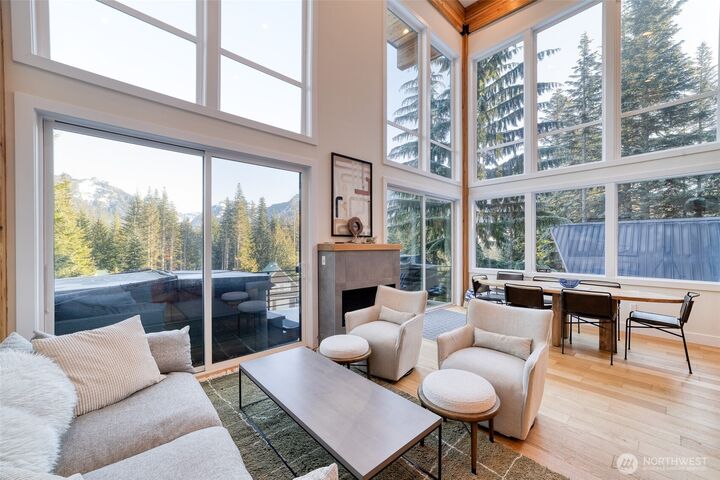 Property Photo:  340  Snoqualmie Drive  WA 98068 