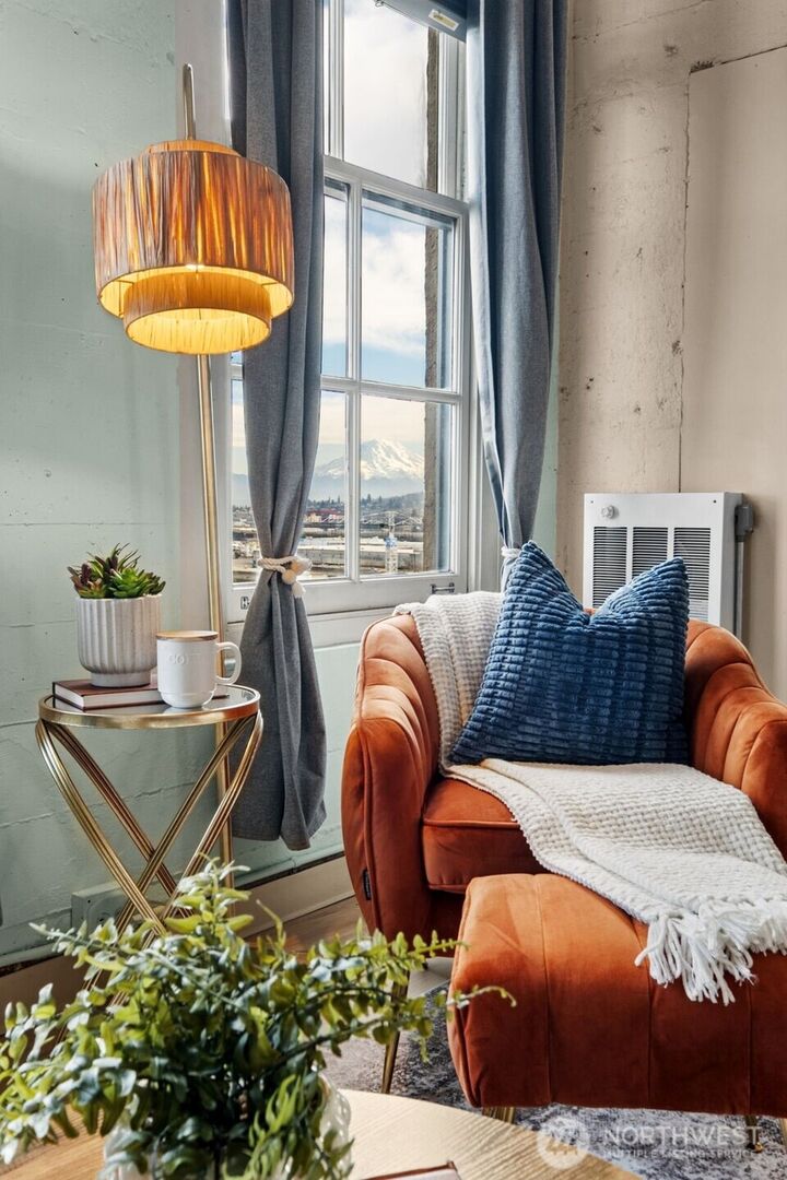 Property Photo: 1120 Cliff Avenue 501 WA 98402