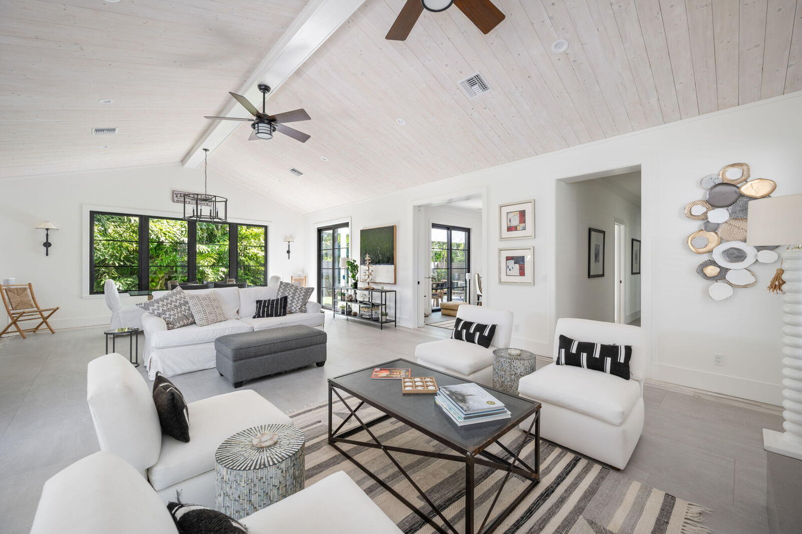 Property Photo:  506 Conn Way  FL 32963 
