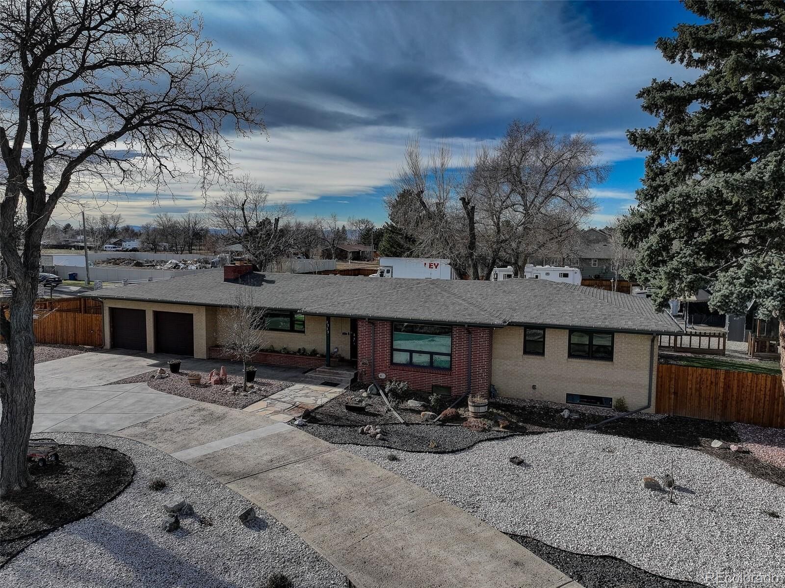 Property Photo:  1313 Laredo Street  CO 80011 