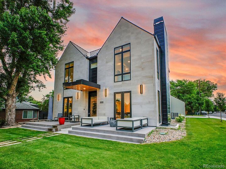 Property Photo: 300 Oneida Street CO 80220