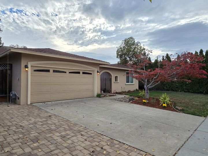 Property Photo: 536 Curie Drive CA 95123