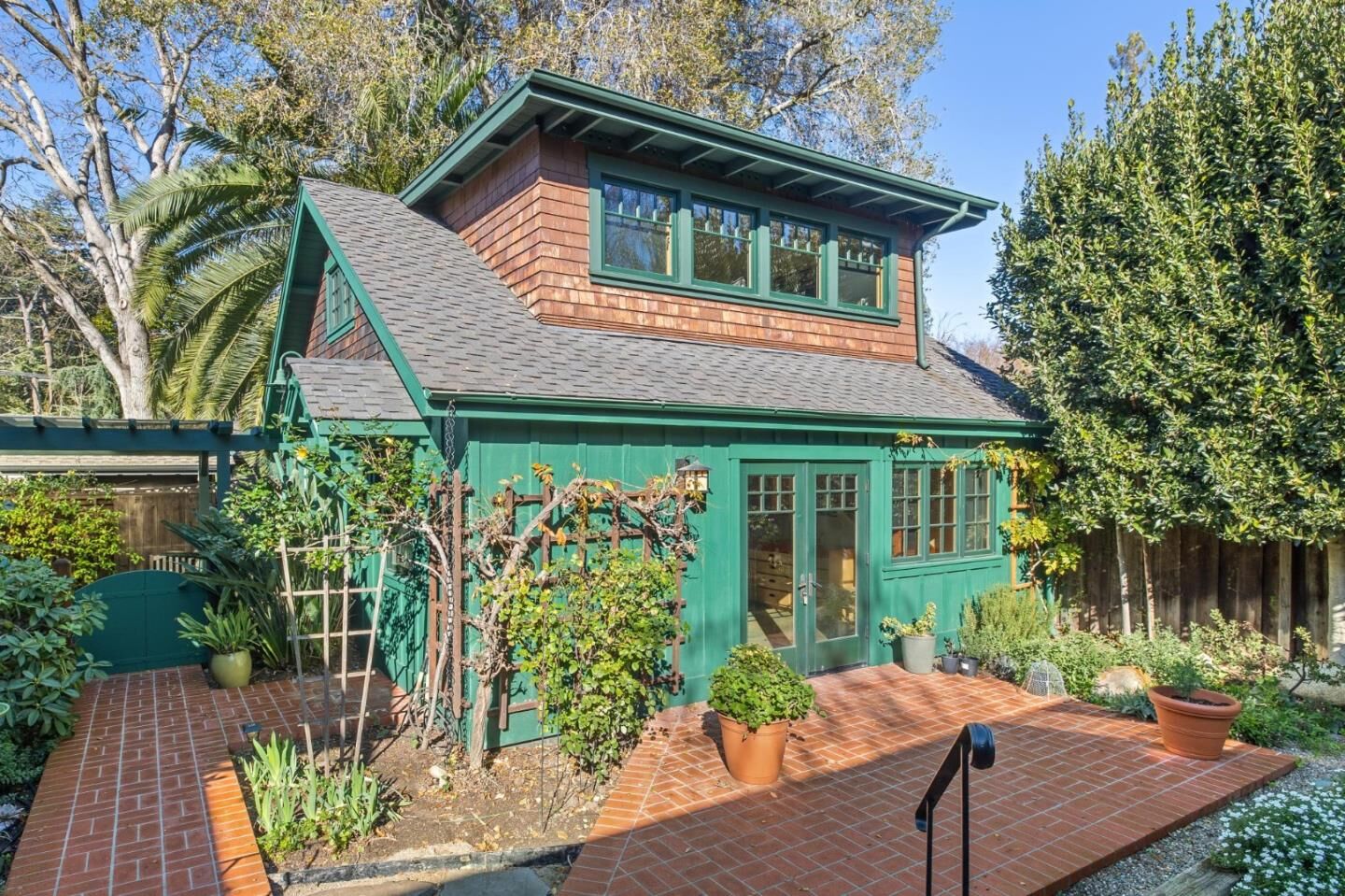 Property Photo:  1325 Cowper Street  CA 94301 