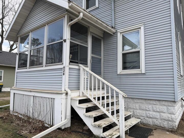 Property Photo:  628 Booster Boulevard  WI 53959 